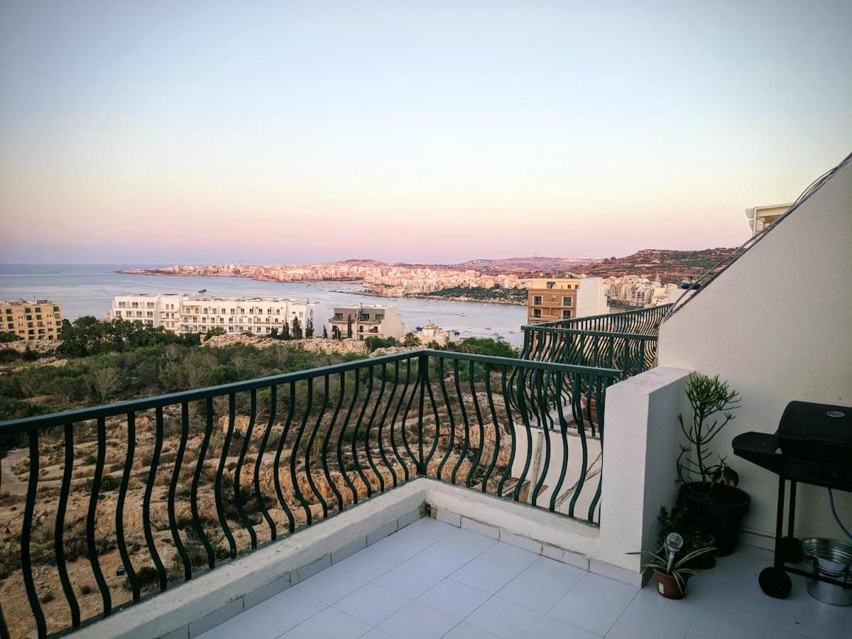 خليج سانت بول Gaia Penthouse Sea And Country Views Home المظهر الخارجي الصورة