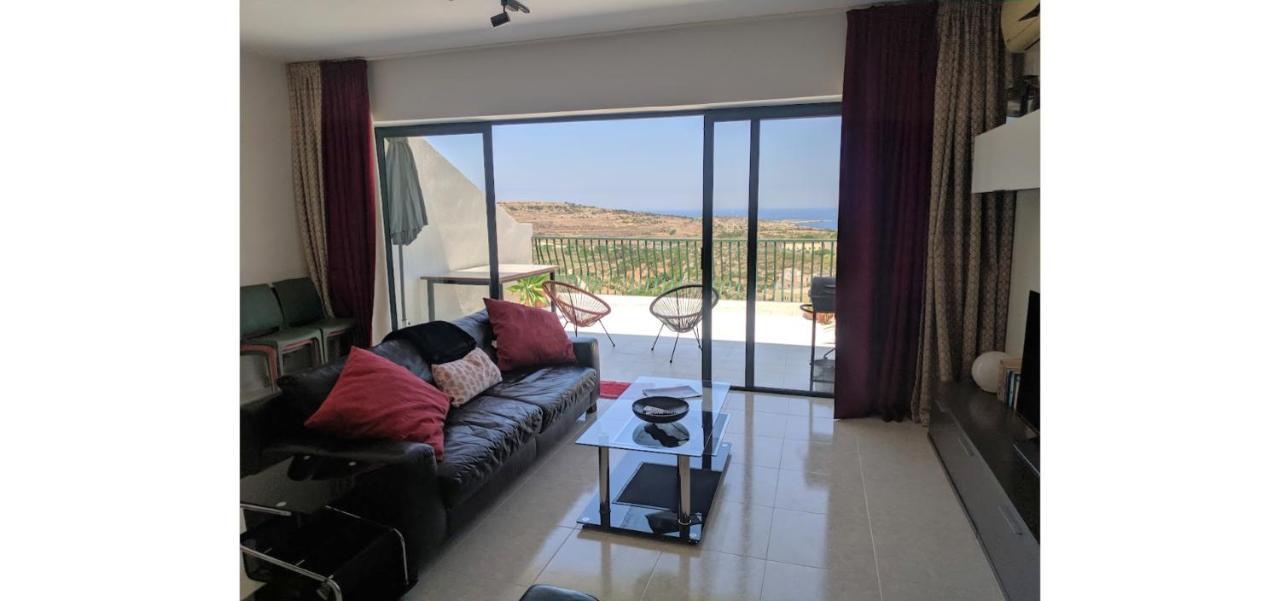 خليج سانت بول Gaia Penthouse Sea And Country Views Home المظهر الخارجي الصورة